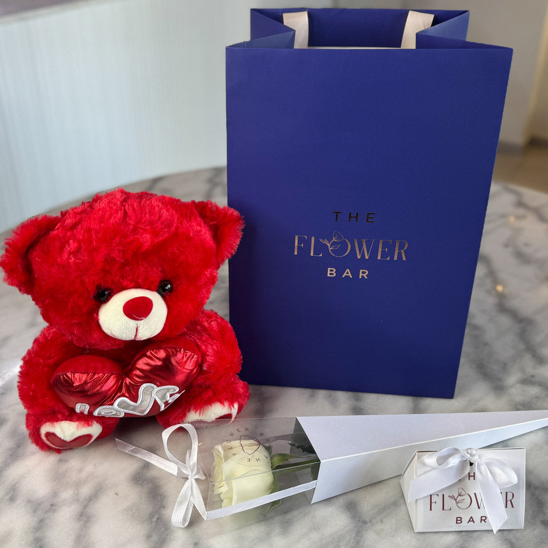 Thoughtful Gifts for Your Wife: Beyond Flowers