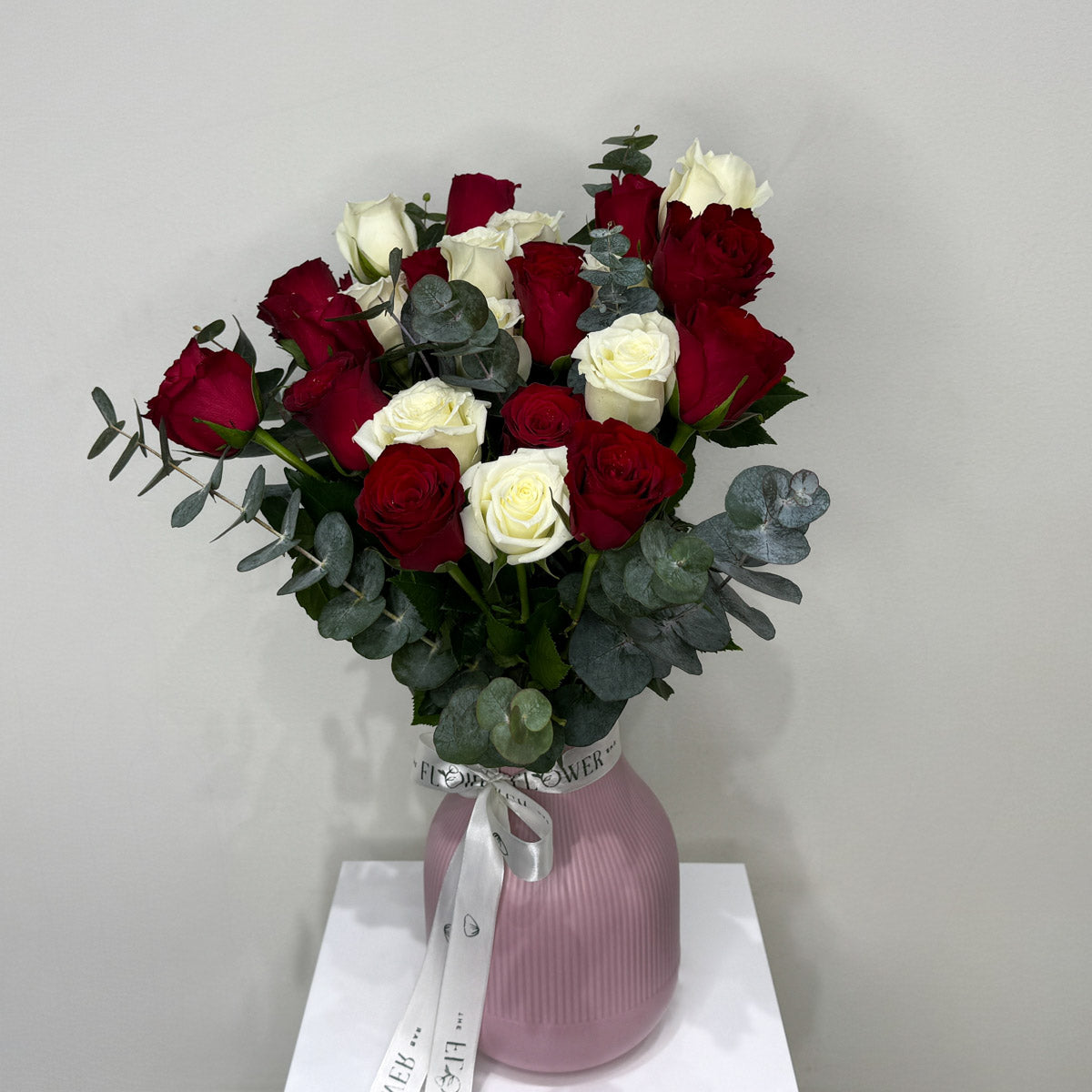 Pink Vase with 25 Roses