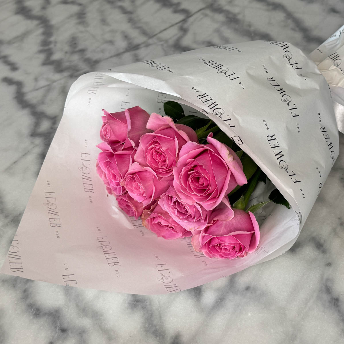 10 Light Pink Roses