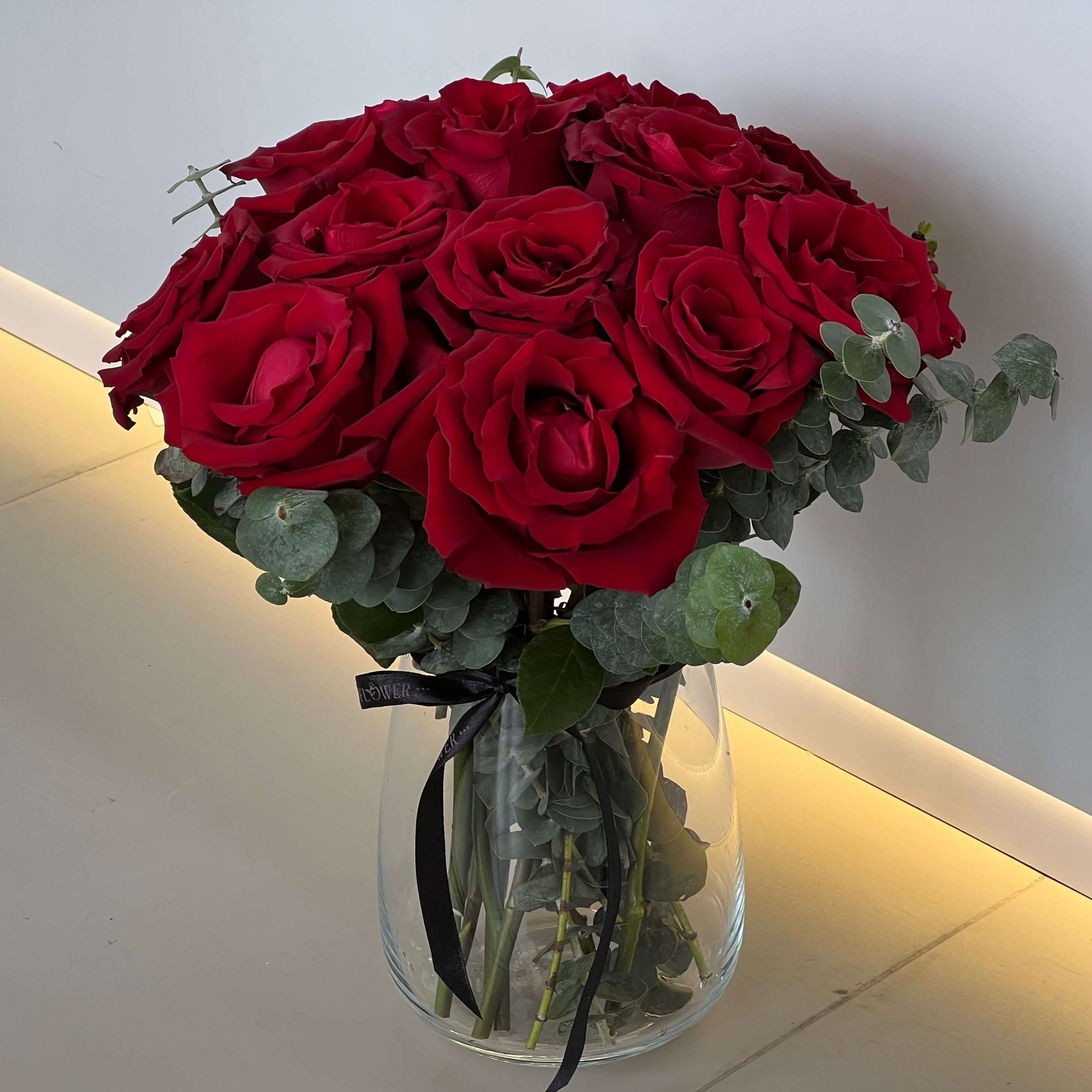 Red rose in normal vase